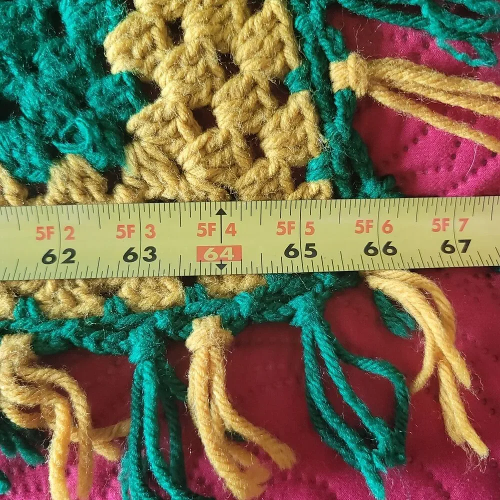 Vintage Hand Croched Afgan Sofa Trow 66